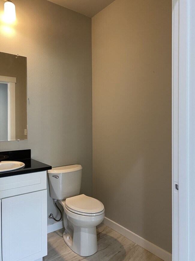 Building Photo - 2026 New Home in Dallesport