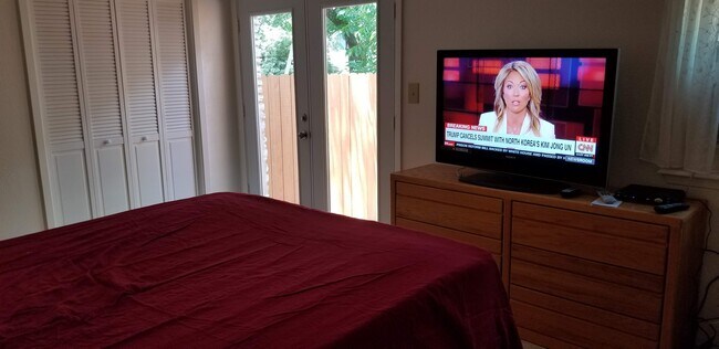 Building Photo - 11706 Sterlinghill Dr