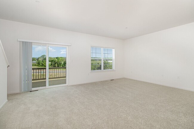 Building Photo - 7864 Oak Brook Dr