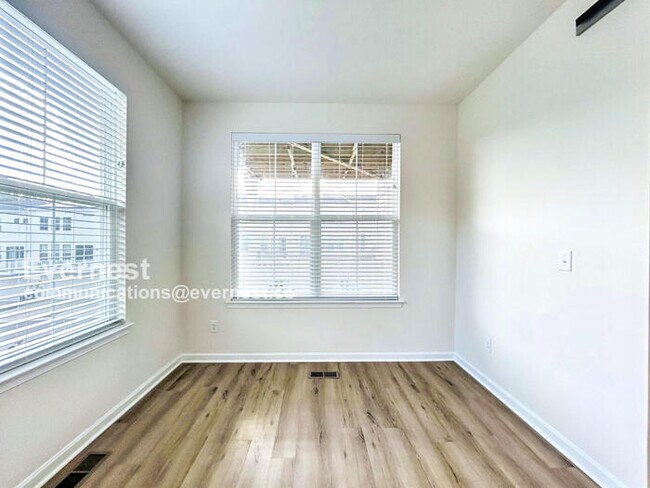 Building Photo - 4091 Elizabeth Reed Wy