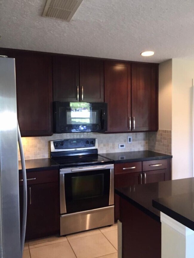 Building Photo - 3399 Caruso Pl