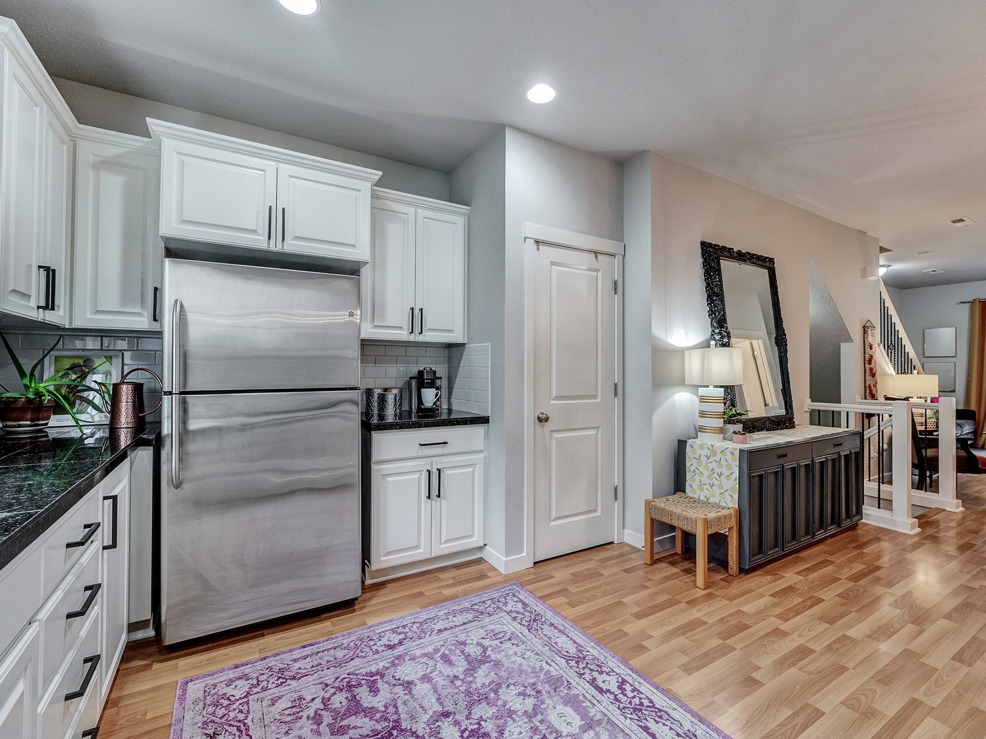 Building Photo - 8918 SW Elena Ln