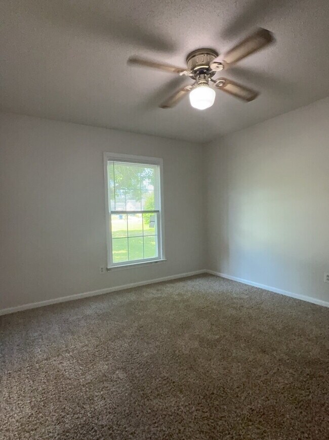 Building Photo - 109 Bridgewater Ct