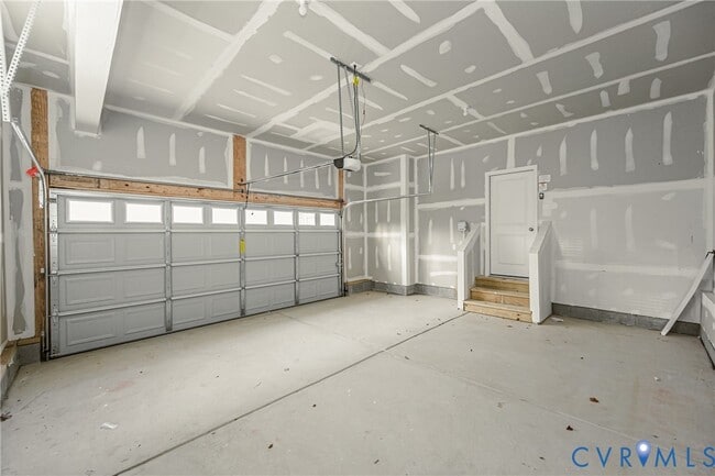 Building Photo - 6467 Fennec Run