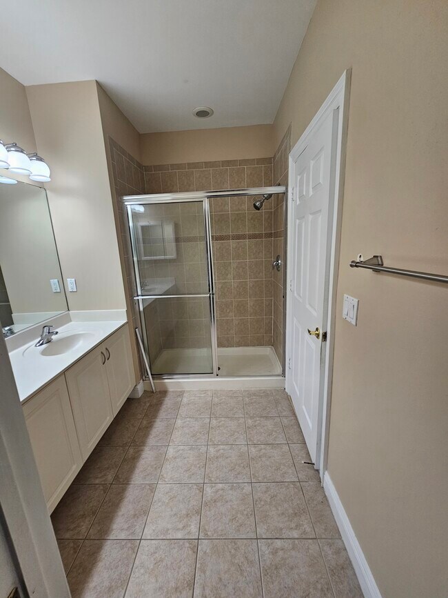 Building Photo - 2111 SW 99th Way