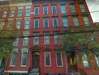 Building Photo - 253 5th St