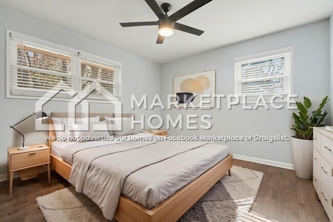 Building Photo - 2710 Dunmoreland Terrace