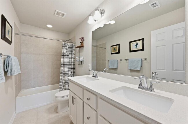 Building Photo - 294 Thornless Cir