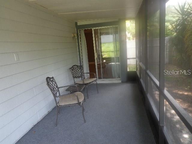 Building Photo - 3874 Lake Shore Dr