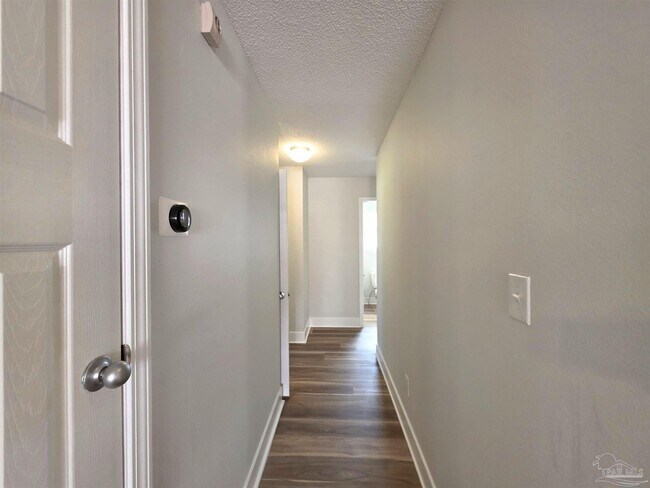 Building Photo - 5008 Orlando Ct
