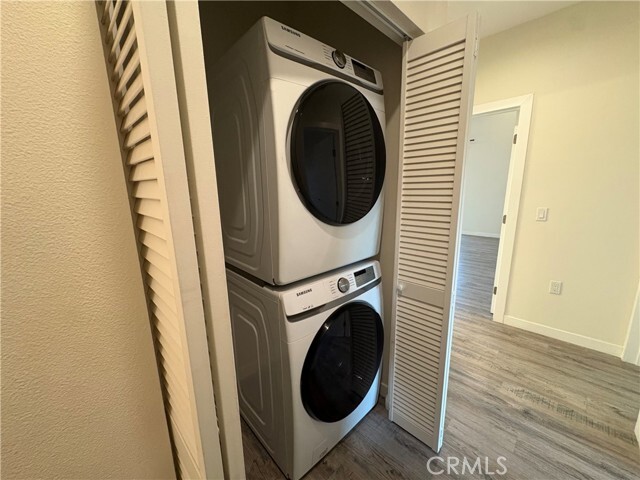 Building Photo - 117 W Chestnut St