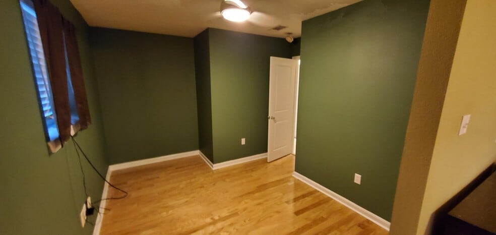 Master Bedroom Study - 117 12th St