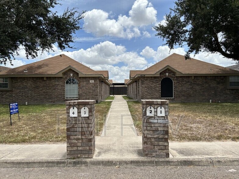 Building Photo - 1804 Agua Fina