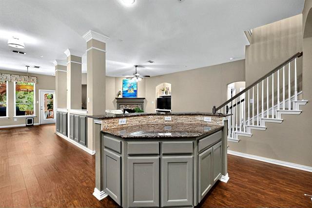 Building Photo - 130 Fall Creek