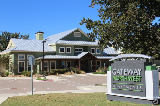 Building Photo - Gateway Northwest Apartments