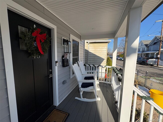 Building Photo - 46 Maxwell Ave