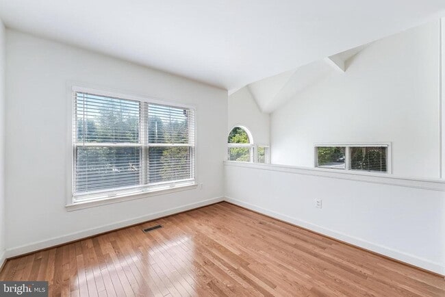 Building Photo - 1443 Hampton Hill Cir