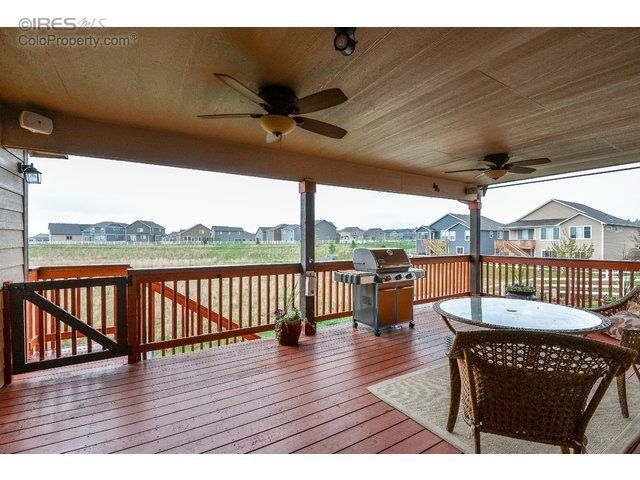 Building Photo - 2427 Maple Hill Dr