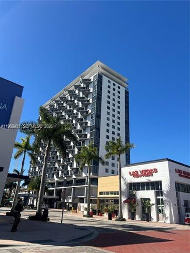 Building Photo - 5252 NW 85th Ave