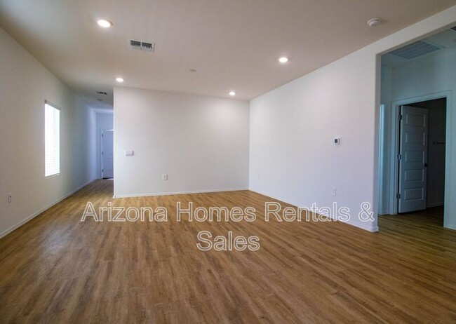 Building Photo - 12195 Patricia Ann Dr