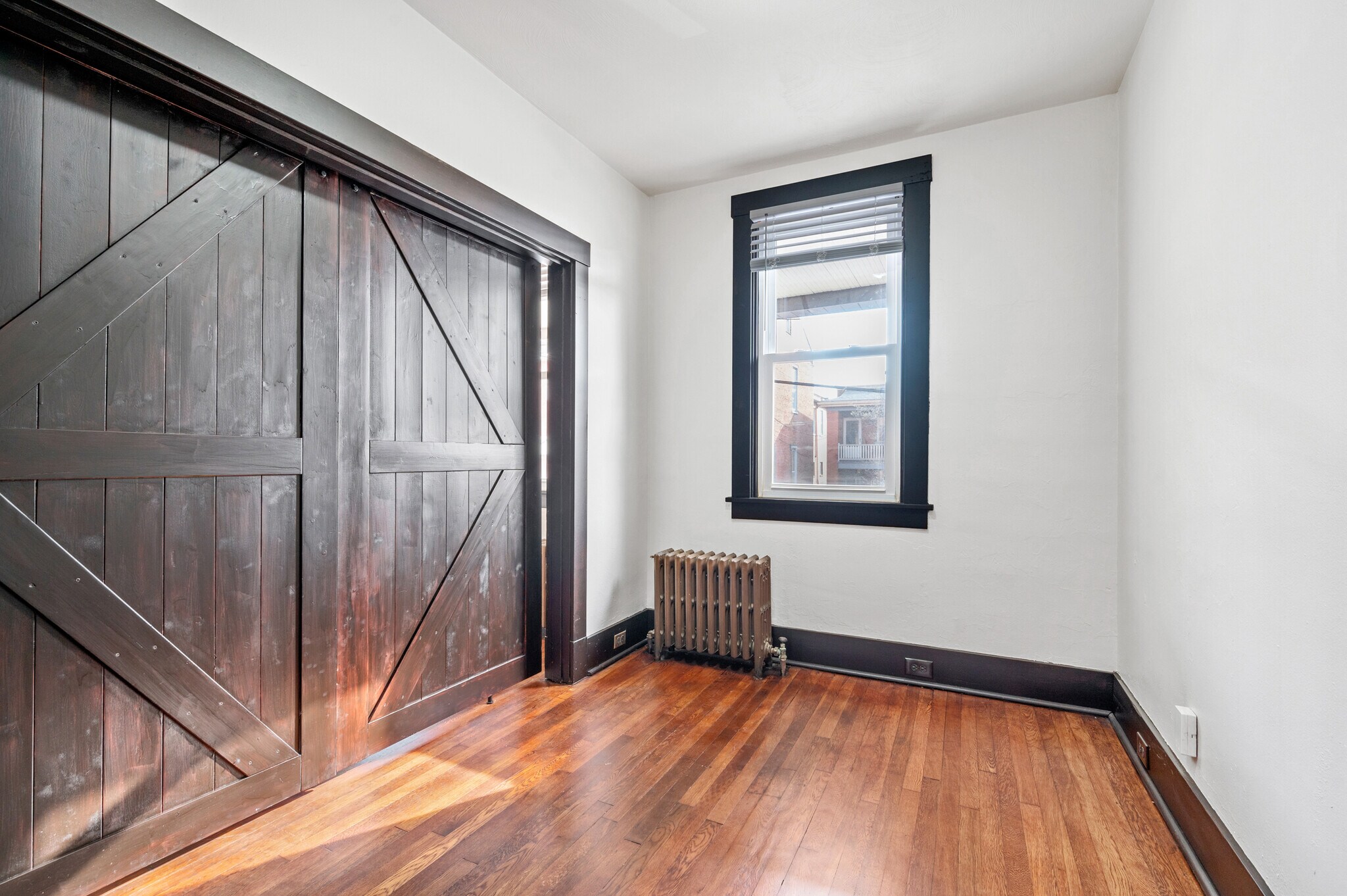 Building Photo - 227 45th St