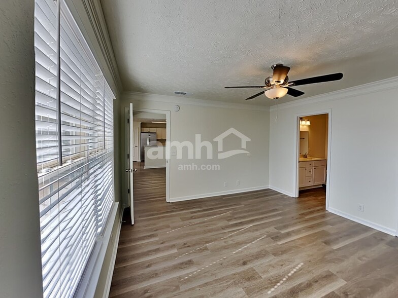 Building Photo - 3411 Perlino Dr