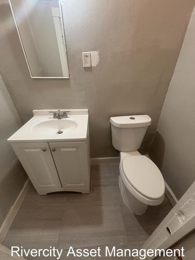 Building Photo - Cute Duplex For Rent!!!! Section 8 Welcomed !!!!