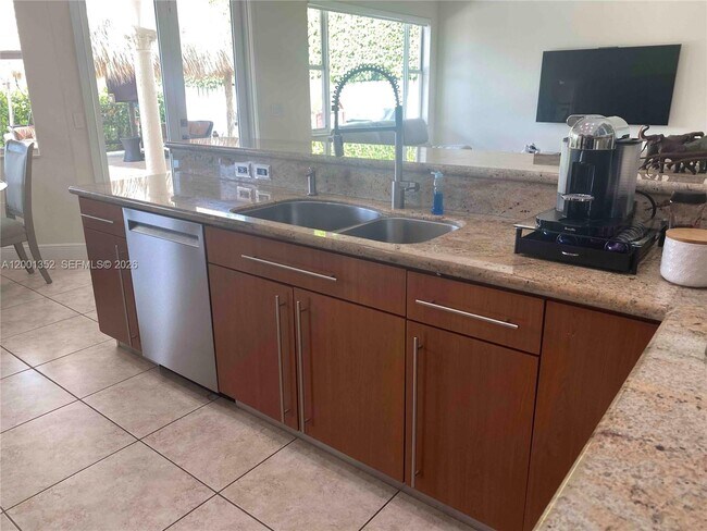 Building Photo - 14302 SW 15th St