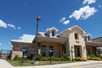 Building Photo - Sedona Springs