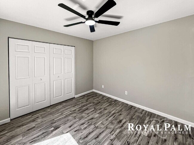 Building Photo - 2 Bed / 1 Bath | Fort Myers | Spring Into This One and Save $500