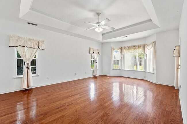 Building Photo - 790 Prairie Ln