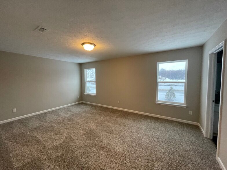 Building Photo - 3470 Magnolia Ln