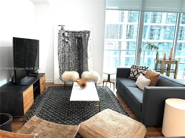 Building Photo - 300 S Biscayne Blvd