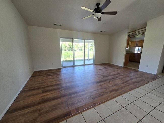 Building Photo - Unfurnished, 1-Year Long-Term Rental