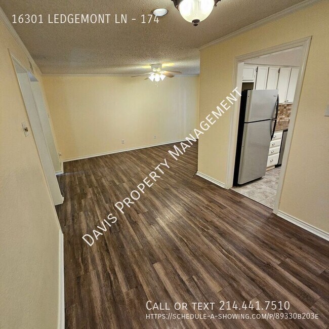 Building Photo - 16301 Ledgemont Ln