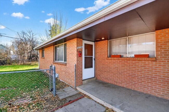 Building Photo - 6014 S Prince St