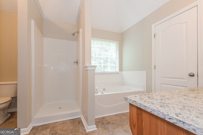Building Photo - 2333 Brookgate Way