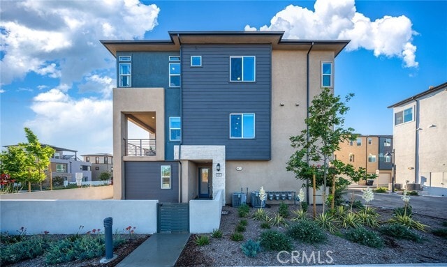 Building Photo - 185 Sentosa