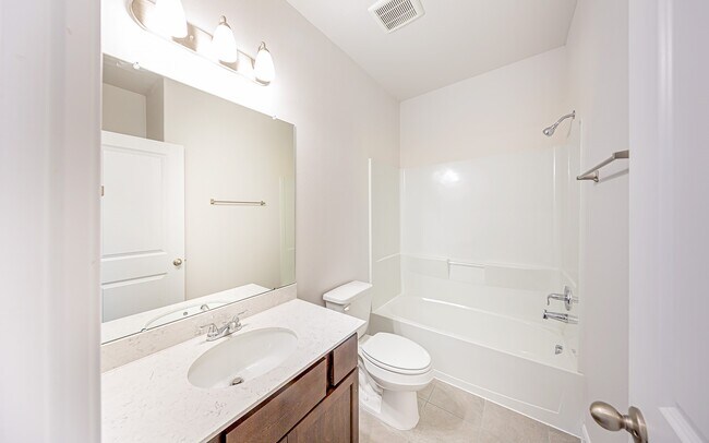 Building Photo - 2336 Cedar Pl Dr