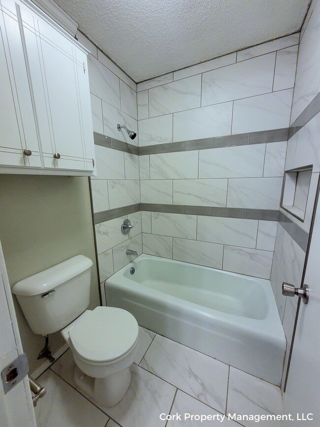 Building Photo - 3905 Whispering Heights Dr