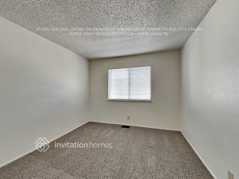Building Photo - 1084 Armsby Way