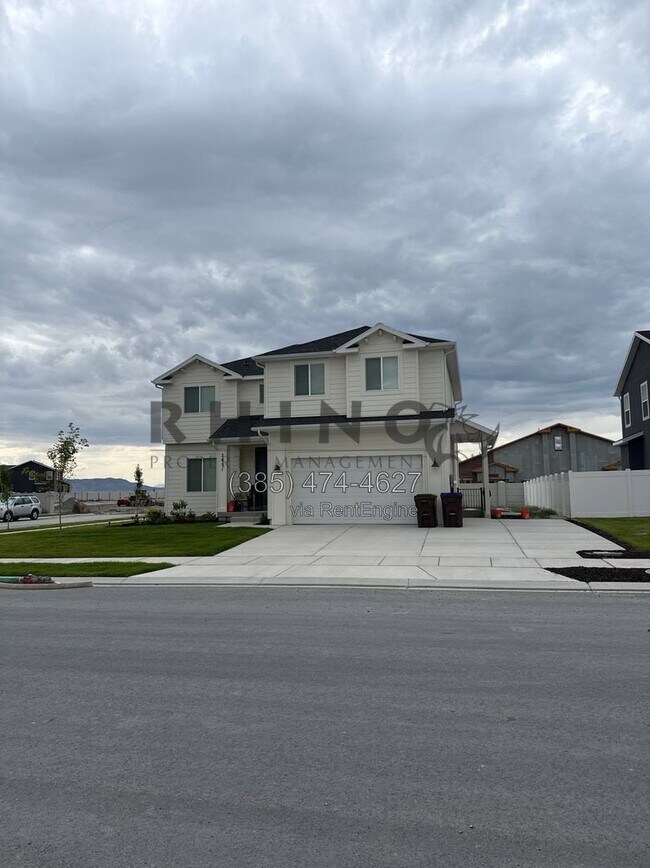 Building Photo - 2851 N Chokecherry Dr