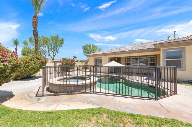 Building Photo - 145 Bellini Way
