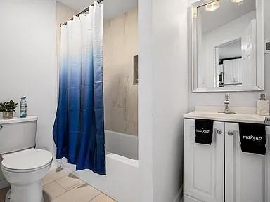 Building Photo - 2254 Areba St