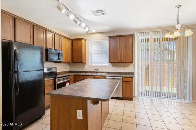 Building Photo - 1747 S Chatsworth