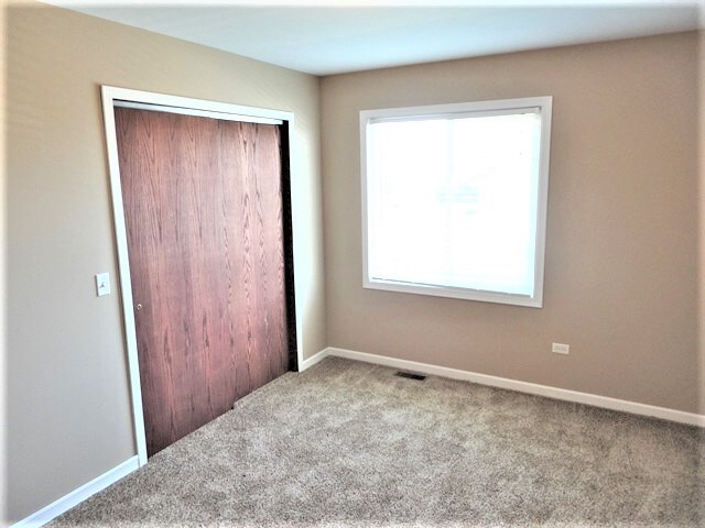 Building Photo - 1801 Winger Dr