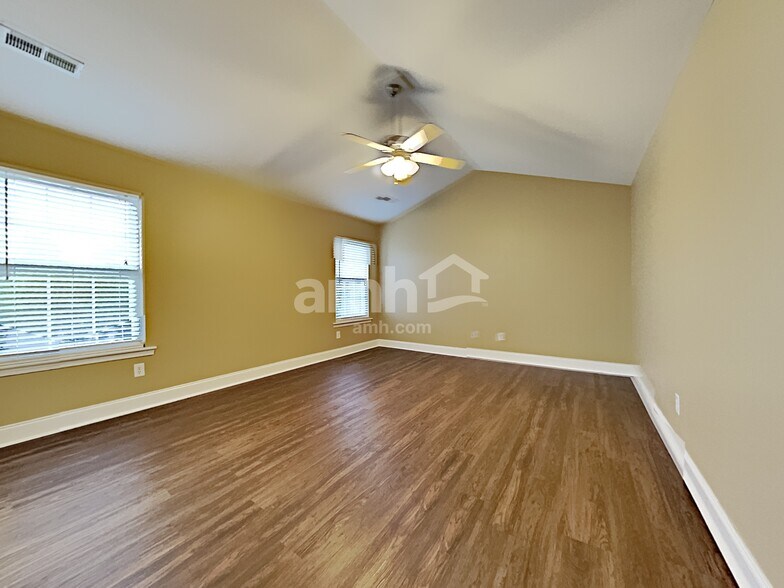 Building Photo - 5367 Summer Rose Blvd