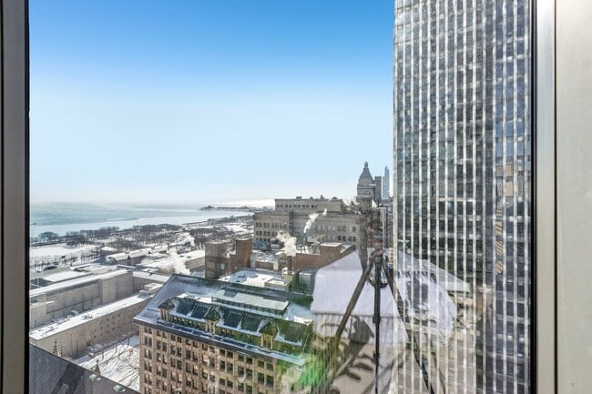 Building Photo - 60 E Monroe St