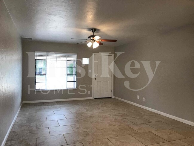 Building Photo - 1507 W Berridge Ln
