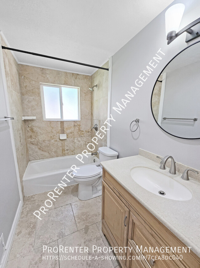 Building Photo - 1722 N 670 W